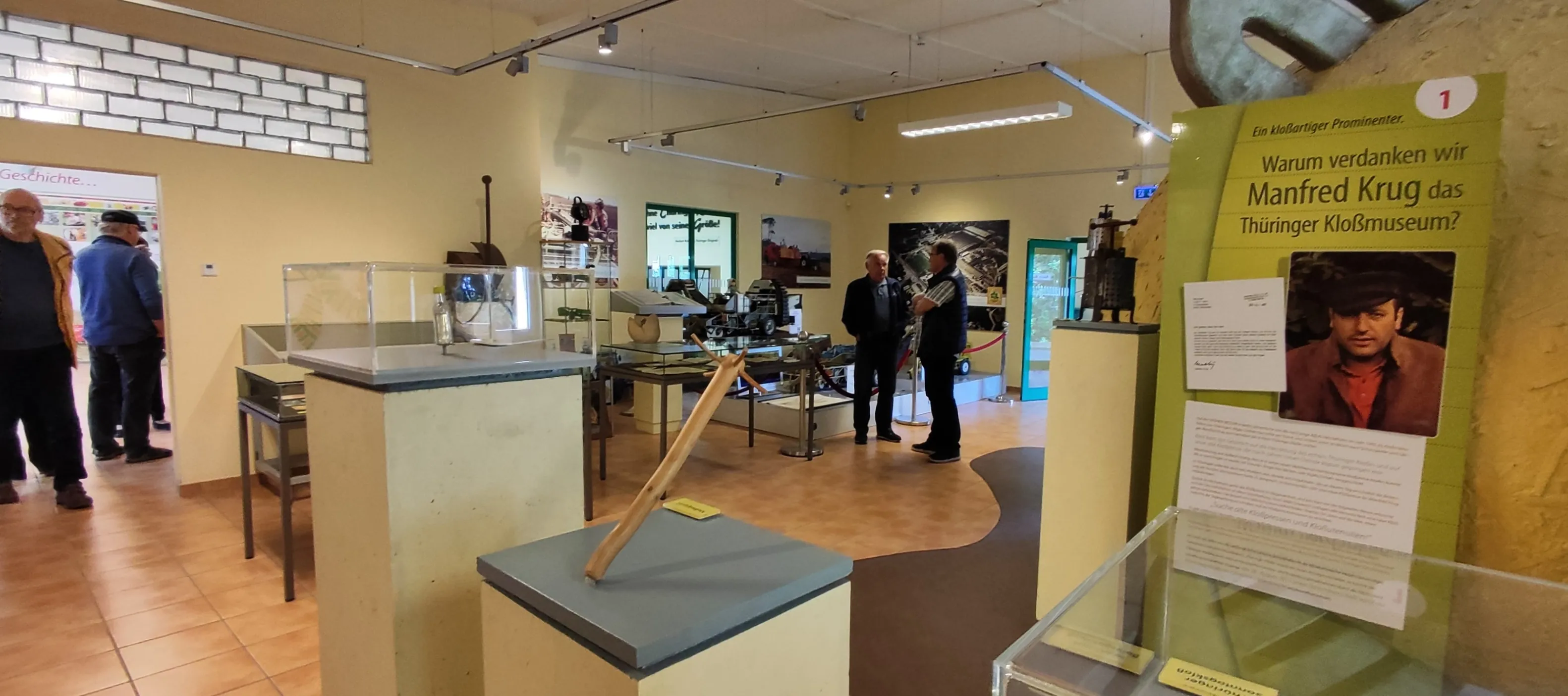 ./HeimatJubi/97_Heimatverein Vippachedelhausen im Klosmuseum 2025_ergebnis.webp